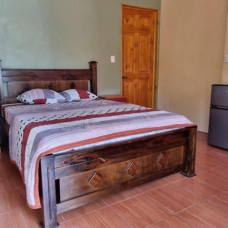 Drakes Bay Hotel Gitana Corcovado, Y Tour Operador מראה חיצוני תמונה