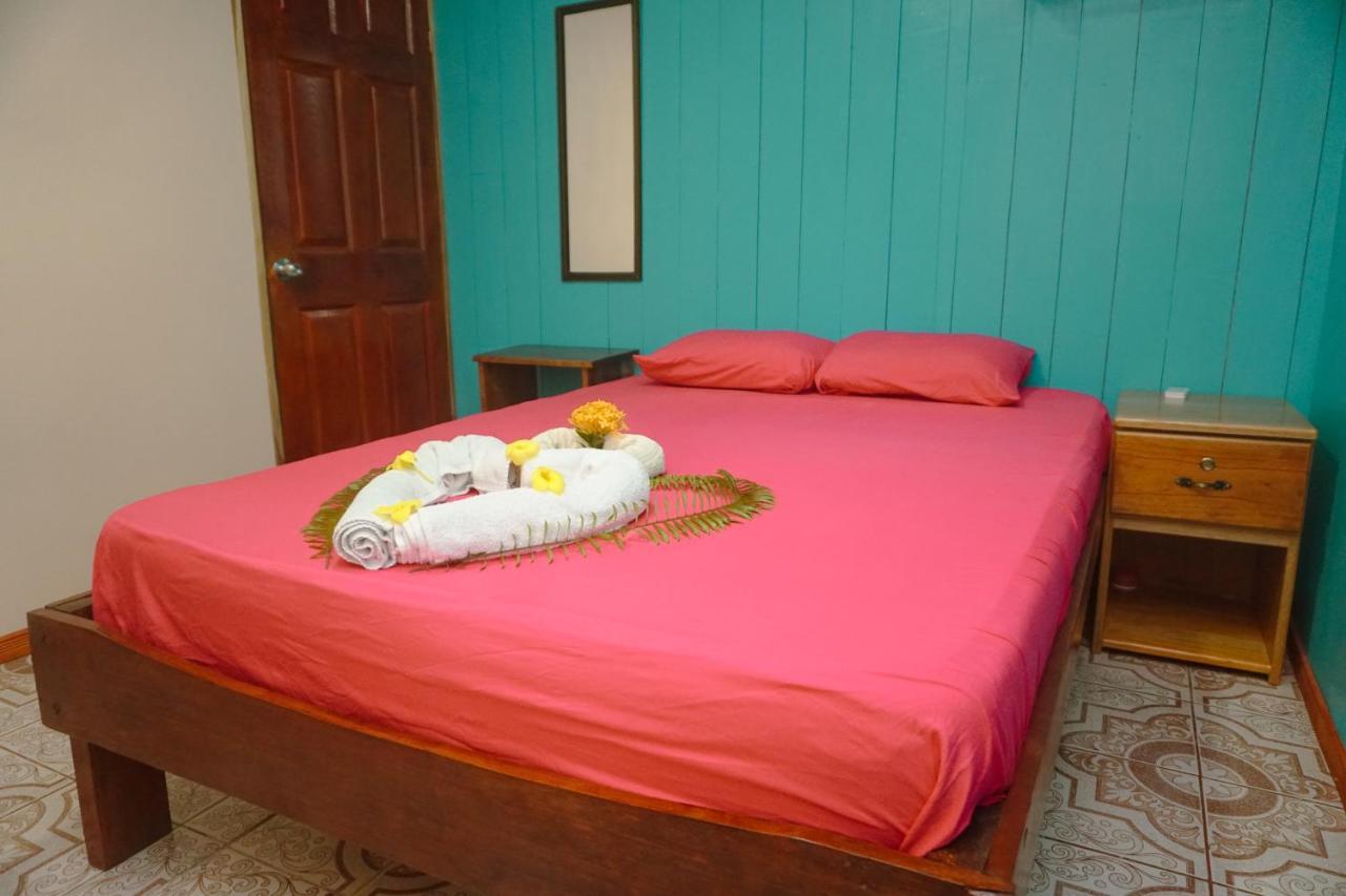 Drakes Bay Hotel Gitana Corcovado, Y Tour Operador מראה חיצוני תמונה