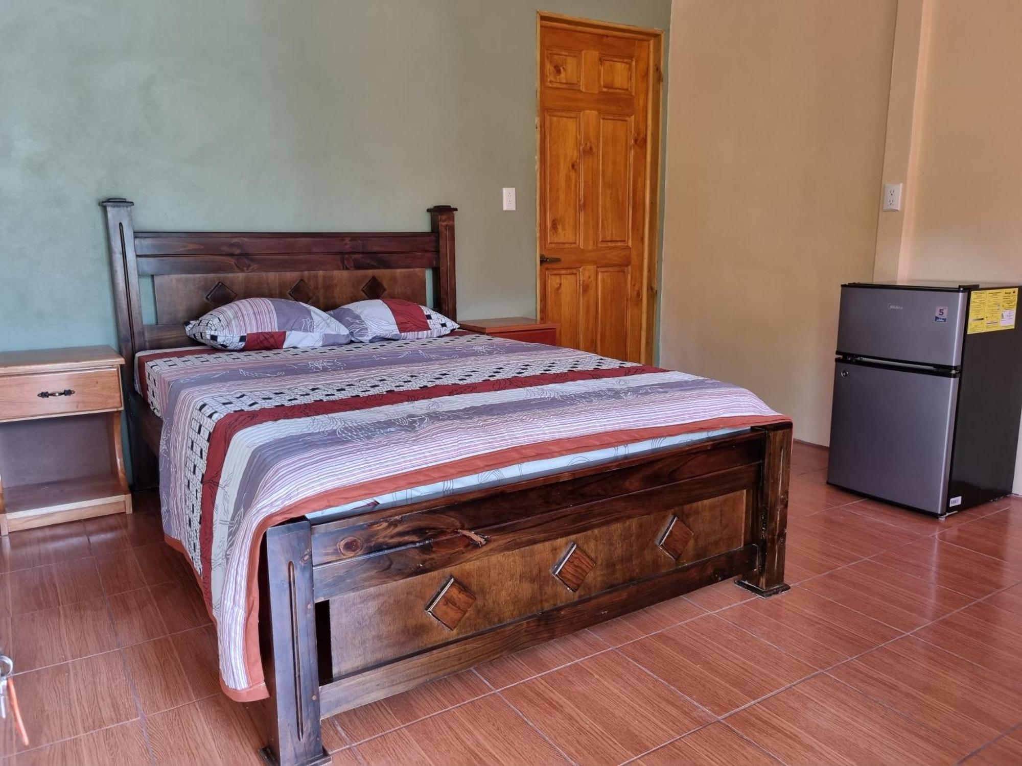 Drakes Bay Hotel Gitana Corcovado, Y Tour Operador מראה חיצוני תמונה